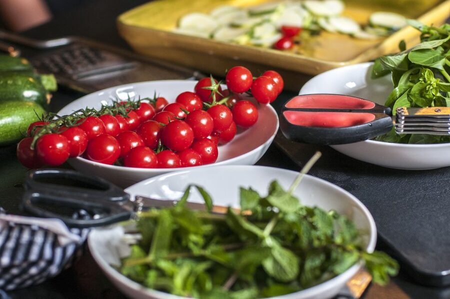 Market Visit and Cooking Class with a Parisian Chef - Things to Consider Before You Book