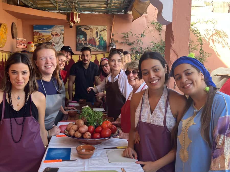 Marrakech: Moroccan Cooking Class with a Local Family - Eating Together: The Part That Makes It Worth the Time