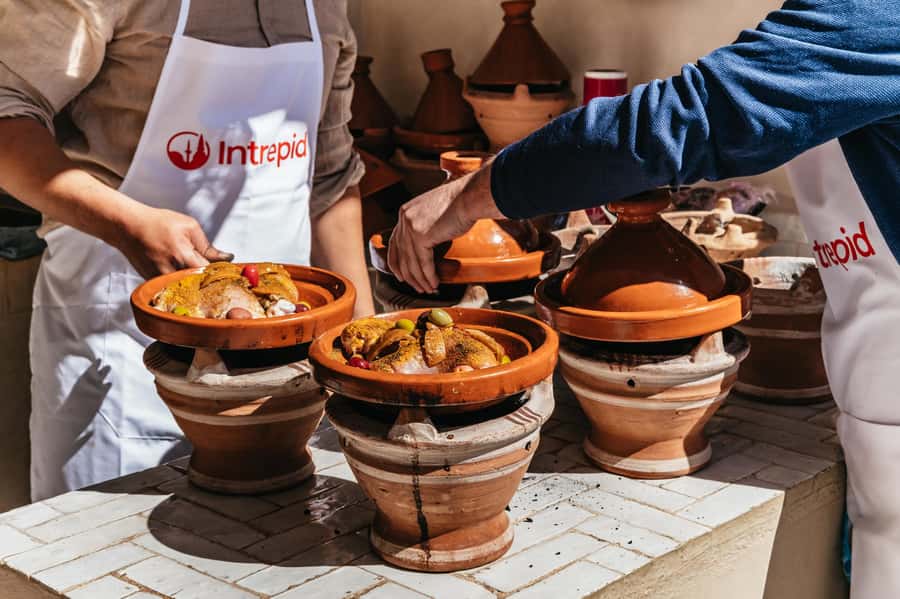 Marrakech: Tajine Cooking Class in a Traditional Riad - Mint Tea and Ghriba Cookies: The Class Starts Before the Cooking