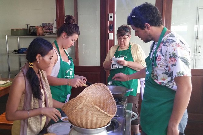 May Kaidee Thai Cooking Class at Bangkok with Pickup - Private group size: why it feels different from “sit and watch”