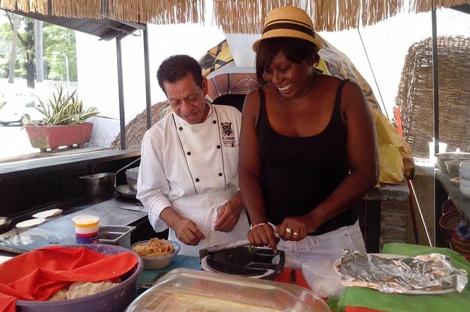 Mexican Cooking Class & Market Tour with a Professional Chef - Mercado Central: peppers, produce, and the real rhythm of local shopping
