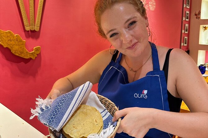 Mexican Fiesta Cooking Class (Roma Norte) - Traditional Guacamole: Simple Ingredients, Smart Balance