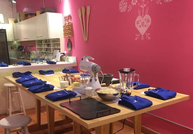 Mexico City: Authentic Mexican Cooking Class & Market Tour - Where the day starts: agua fresca, coffee, and a kitchen that makes you want to cook
