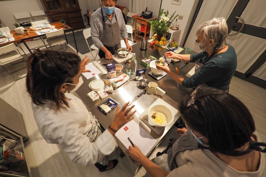 Milan: Italian Cooking Class with Food and Wine - Eating What You Cook: Wine in the Dining Room