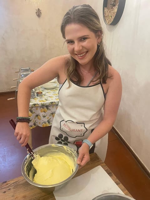 Milan: Pasta and Tiramisu Cooking Class with Wine - Who should book this Milan pasta and tiramisu class
