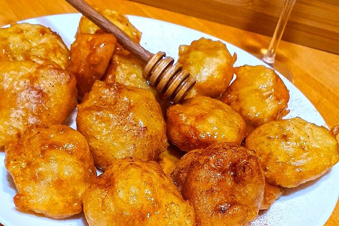 Miss Anna Santorini Cooking Class - Getting There at 5:00 pm: Monólithos Can Surprise You