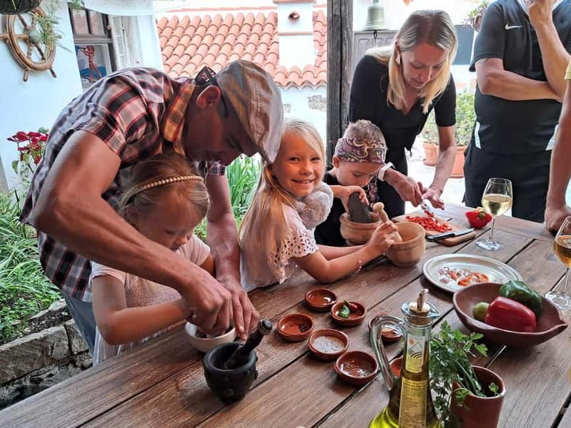 Mojo Workshop Cooking Class in Ancient Canarian Village - The 2-hour flow: what happens from start to finish