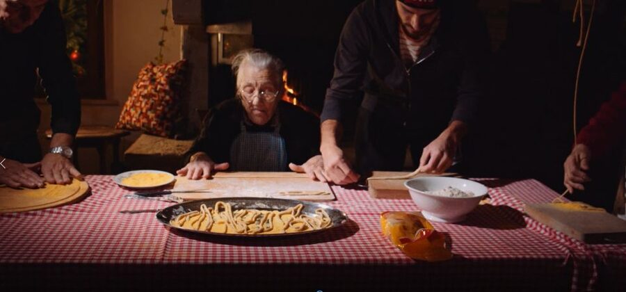 Montepulciano: Italian Cooking Class at a Tuscan Farm - Why a Tuscan farm kitchen beats a city cooking class