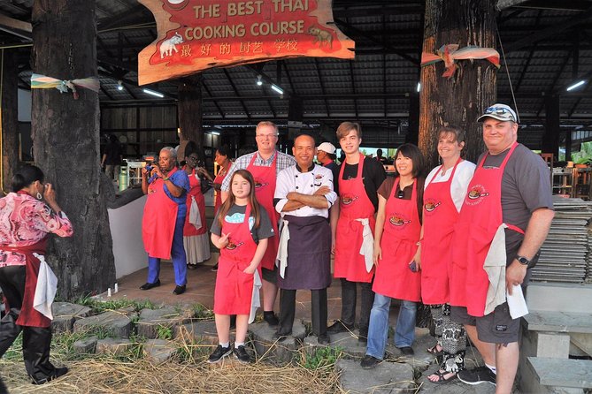 Morning Cooking Class in Organic Farm with Local Market Tour - Why This Morning Class Works So Well in Chiang Mai