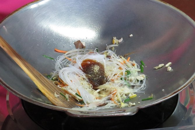 Morning Thai cooking class - Chiang Mai cooking class value: why the market stop matters
