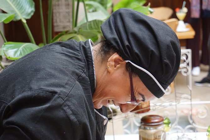 Moroccan cooking class with maket in the Medina of Marrakech - Lunch or dinner on the terrace: eating where your meal was made