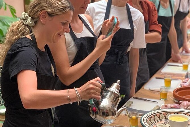 Moroccan cooking class with maket in the Medina of Marrakech - Mint tea, then Chef Aicha builds your plan
