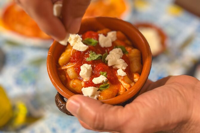 Mozzarella experience with private cooking class - What “private” feels like in this class
