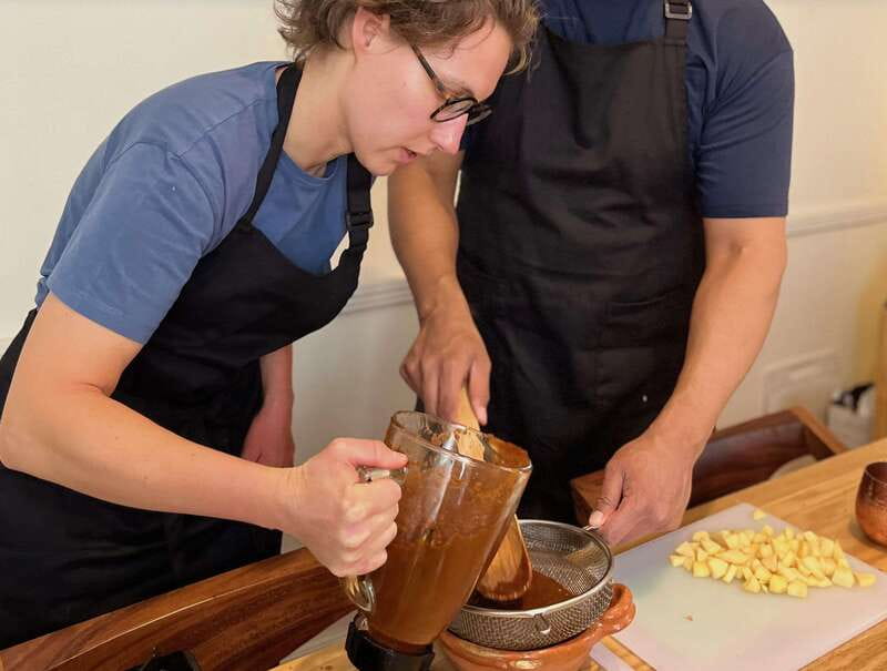 Muchos moles: Multi-variety mole cooking class and feast - Who will love this most (and who should think twice)