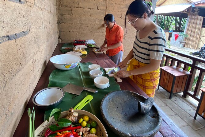 Munduk:authentic local Home cooking class - Garden picking first: the taste difference starts before the stove