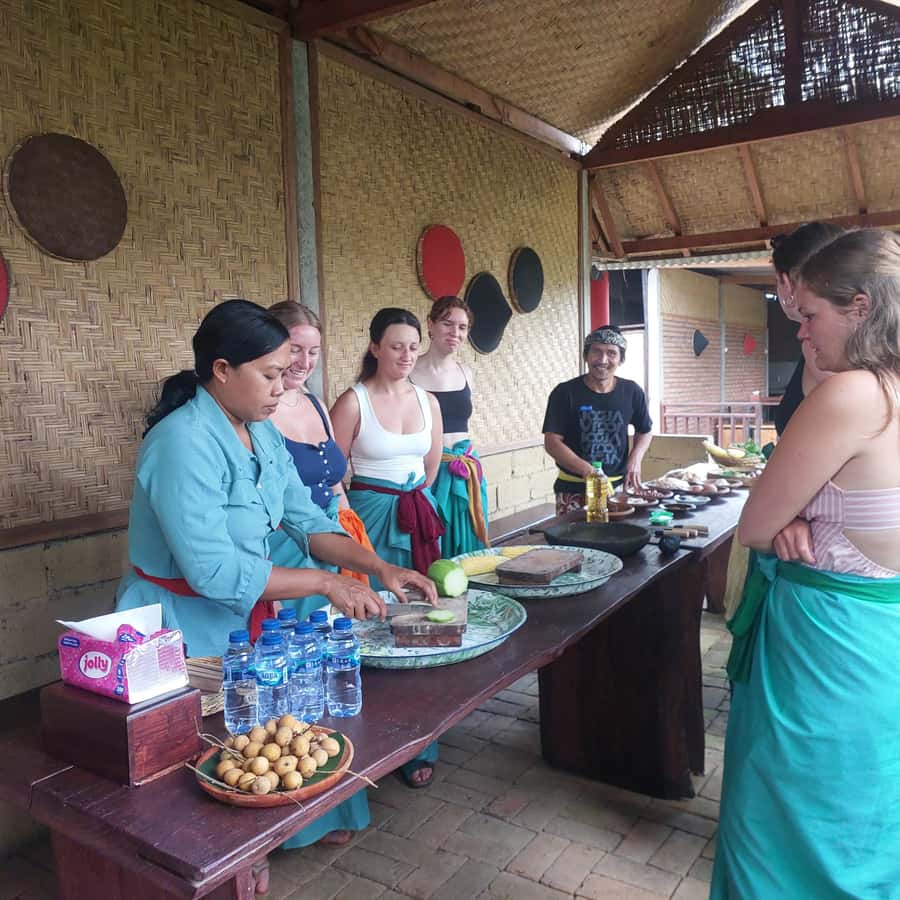 Munduk Balinese Cooking Class lunch/Dinner at a Local Home - Key things I’d plan around