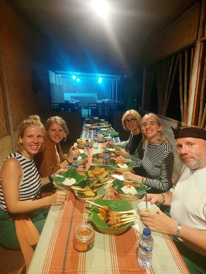 Munduk Balinese Cooking Class lunch/Dinner at a Local Home - What you’ll cook: Nasi Campur and the plate of side dishes
