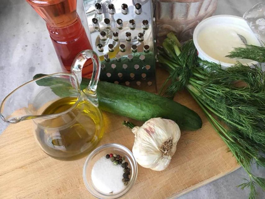 Mykonos: Cooking Class with Food and Wine - Lunch or dinner with unlimited wine: the meal part is the point