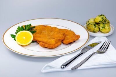 Nabiel's Vienna Cooking Class - The Real Heart of the Class: Vienna Schnitzel Like a Pro