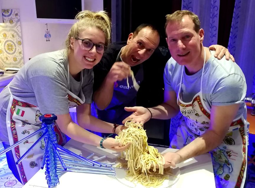 Naples: Fresh Pasta Cooking Class and Dinner with a Local - Where the Magic Happens: Eating With a Gulf-Facing View