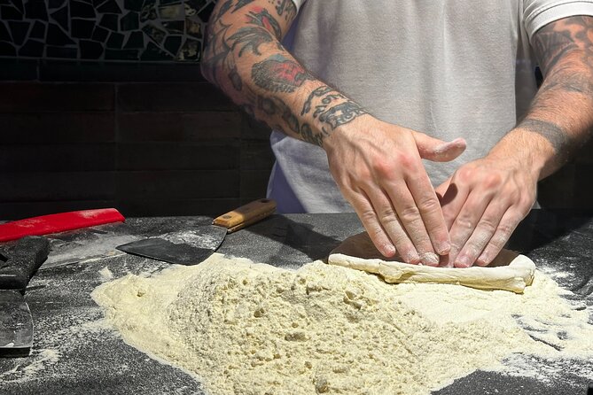 Naples Pizza Class: Learn, Bake & Eat the Authentic Pizza Taste - Via San Paolo: arriving at the pizzeria setting