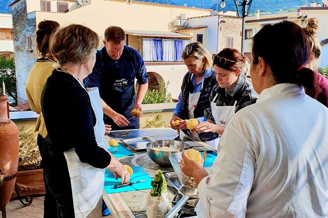 Naples Small-Group Homemade Neapolitan Gnocchi Cooking Class - Drinks and the meal: how it fits into your day