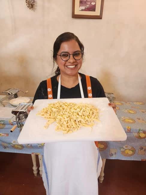 Naples: Traditional Italian Food Cooking Class at Restaurant - Pasta or Neapolitan pizza: flour, shaping, and getting your hands involved