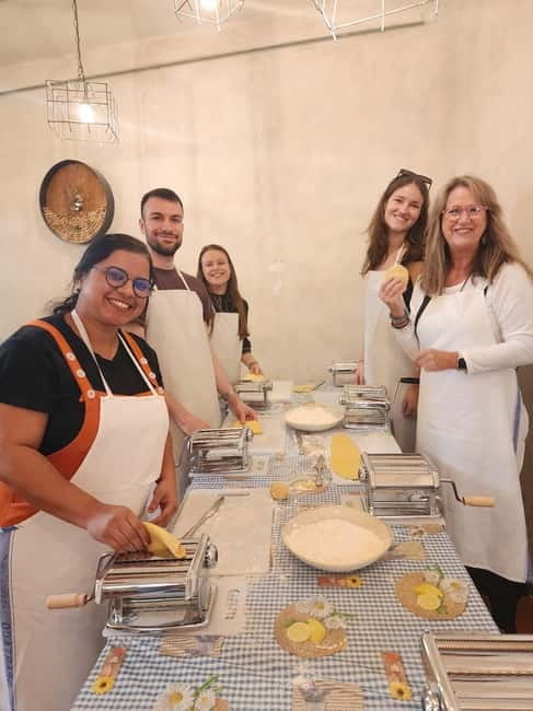 Naples: Traditional Italian Food Cooking Class at Restaurant - The meal and wine pairing: what you eat is part of the lesson