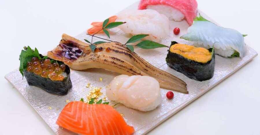 Nara: Cooking class, learning how to make authentic sushi - The fish-and-cut option (how to level up without stress)