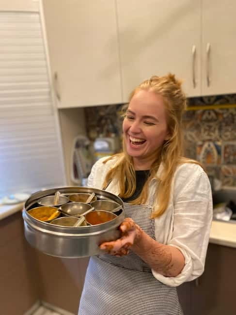 New Delhi: Indian Cooking Class in a Local Home - How the Class Works Moment by Moment (Without the Studio Feel)