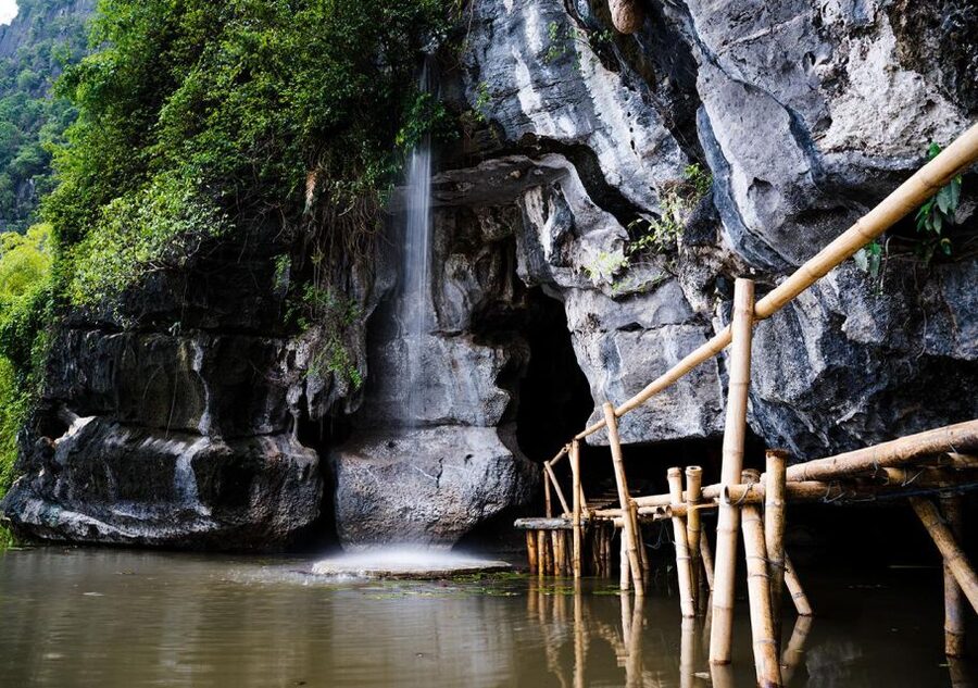 Ninh Binh cooking class at Buffalo Cave - The Cooking Class (11:00–12:00): Rolls, Fish, and Real Technique