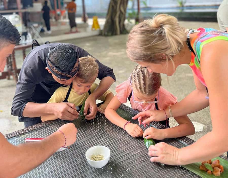Nusa Dua: Balinese Cooking Class with Market Tour - Cooking 12 Balinese Menus: The Flavor System You’ll Learn