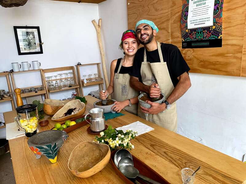 Oaxaca: Vegetarian Cooking Class - The market tour is the real lesson plan