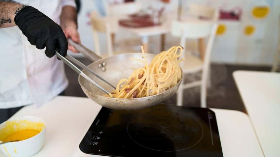 Olbia: cooking class on real pasta carbonara - Practical flow: what your morning will feel like