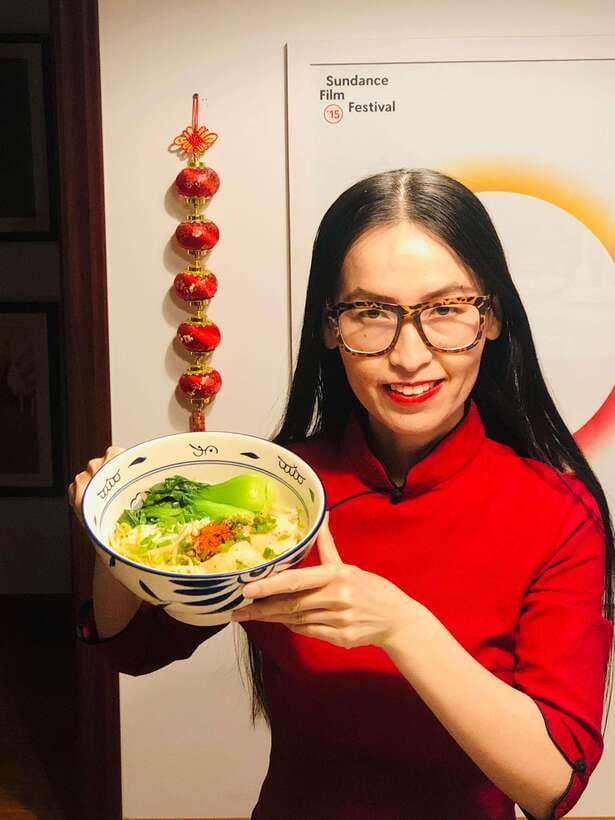 Online Cooking Class Hand Pulled Noodles by Sunflower Li - Chef Sunflower Li: a private English lesson with personality