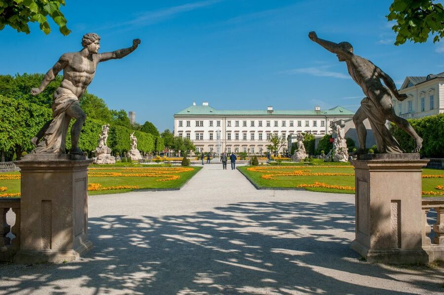 Original Sound of Music Tour & Edelweiss Cooking Class - Salzburg Sound of Music Stops: Gazebo Photos and Schloss Leopoldskron