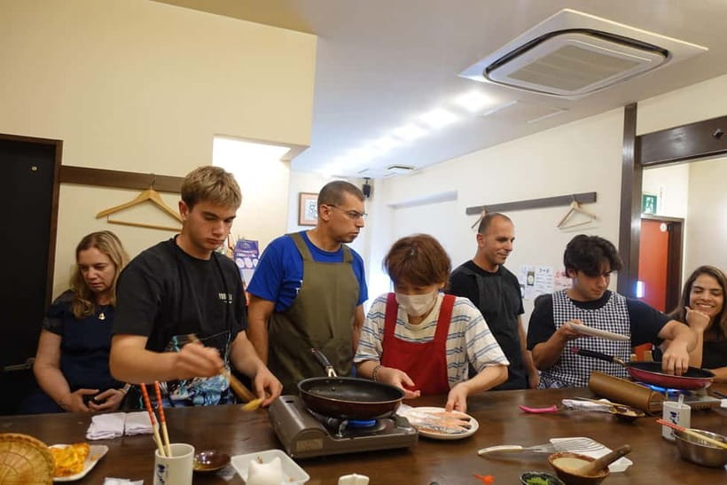 Osaka: Japanese Cooking Class with Matcha Experience - Small group size: why you feel included instead of shuffled