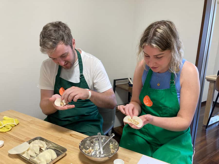 Osaka: Ramen and Gyoza Cooking Class in Dotonbori - Why This Osaka Ramen-and-Gyoza Class Works So Well