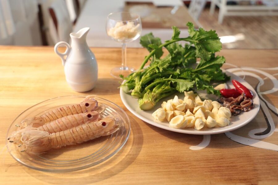 Ostuni: Cooking Class at a Local's Home - Should you book this Ostuni cooking class at a local home?