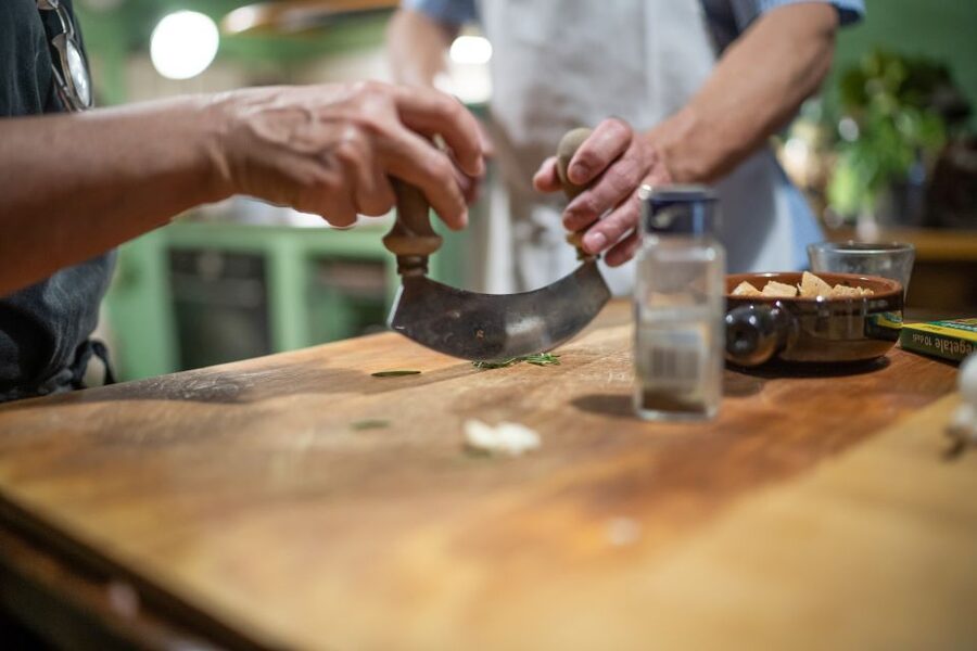 Ostuni: Cooking Class at a Local's Home - Your 3-recipe menu: starter, pasta, dessert (and why that’s smart)
