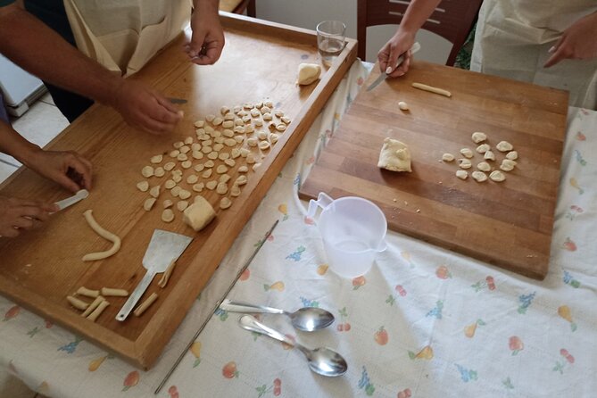 Ostuni : family cooking class in our country house - Wine, conversation, and a meal you actually eat
