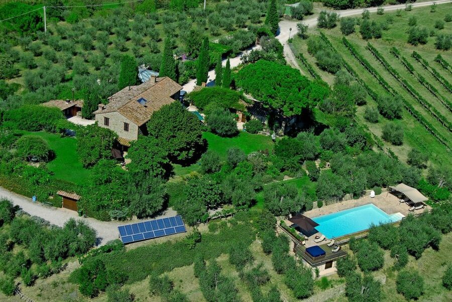 Paciano: Organic Cooking Class at a Farm with Lunch & Wine - Dietary needs and family options: gluten-free, vegetarian, and kids