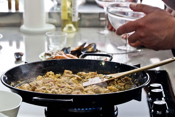 Paella Cooking Class in Malaga - Atarazanas Market: Where your paella really begins