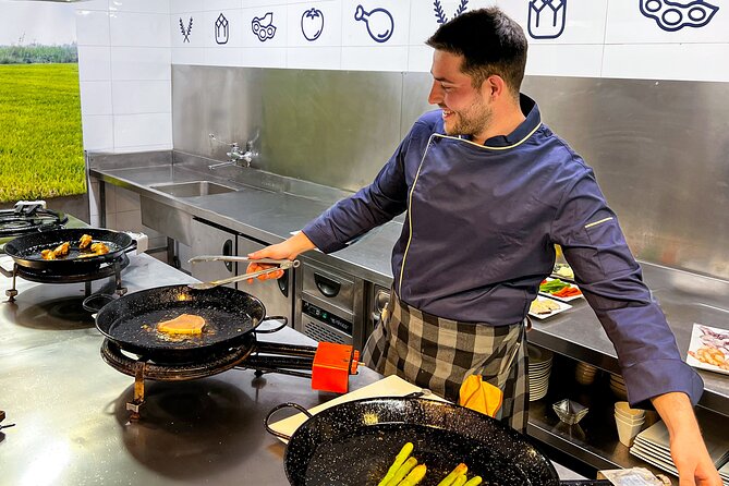 Paella Cooking Class, Wine Tasting & Central Market in Valencia - What makes the paella lesson feel authentic in Valencia