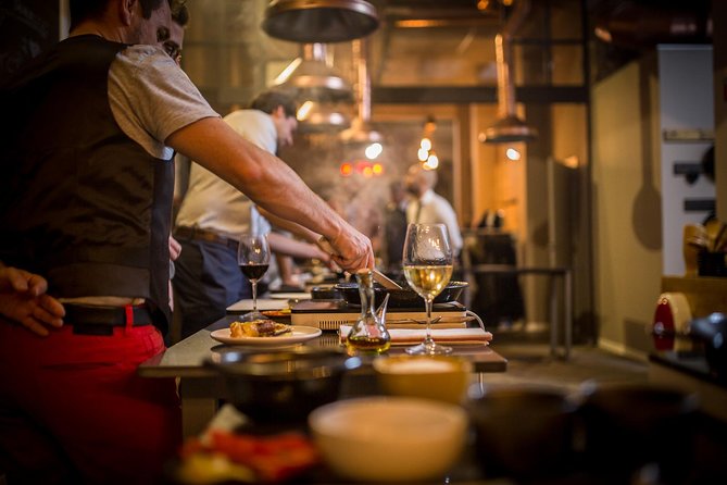Paella Cooking Class with Professional Chef: Four Course Dinner - El Raval Paella Class: What Makes This Evening Different