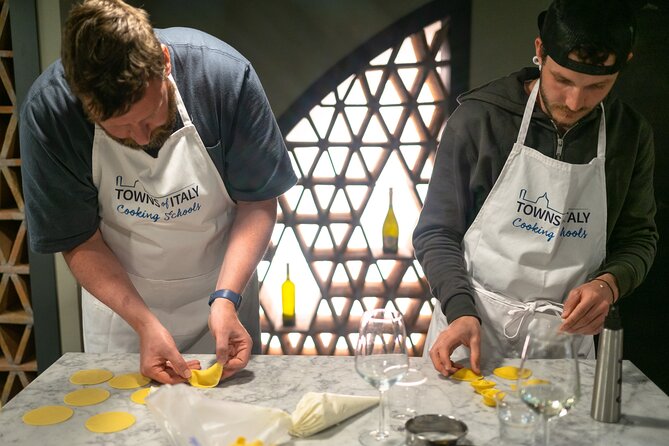 Palermo: Pasta & Gelato Cooking Class in Palermo - Gelato demo while the dough rests: craft, not just dessert