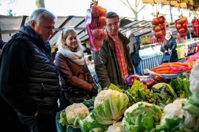‍Paris Small Group French Christmas Cooking Class - Market tour option: picking winter ingredients in an outdoor market