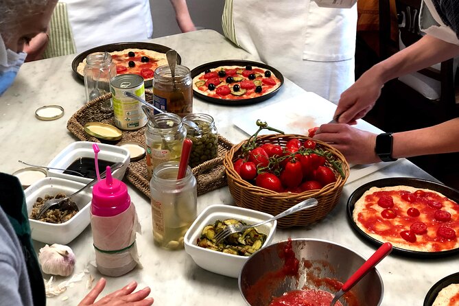 Pasta and Pizza cooking class in Cortona - Simonetta’s Kitchen With Real Tuscan Rhythm