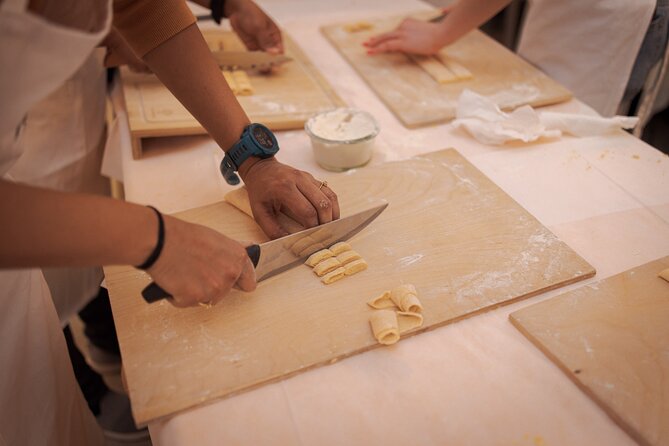 Pasta Cooking Class in Rome - Fettuccine Class in Piazza Navona - The included Rome stops: quick sightlines, not a full day tour