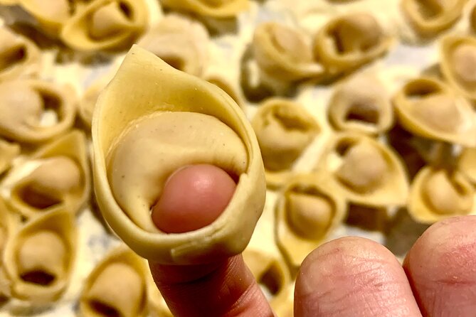 Personal Chef - Cooking class at your villa - Sauces and seasonal pairings that feel very Tuscan